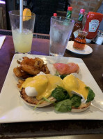 Benedict's Eatery And food