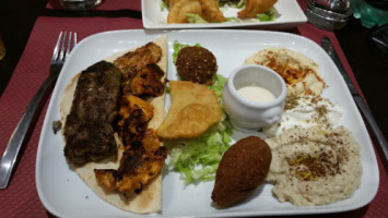 Libanais La Ina food