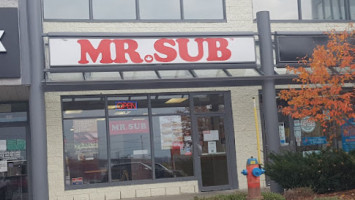 Mr.sub outside