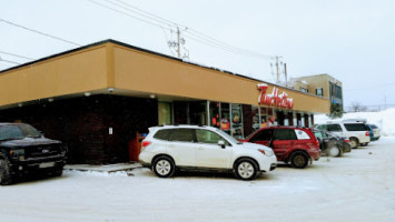 Tim Hortons outside