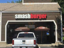 Smashburger outside