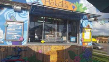 Hōkūliʻa Shave Ice outside