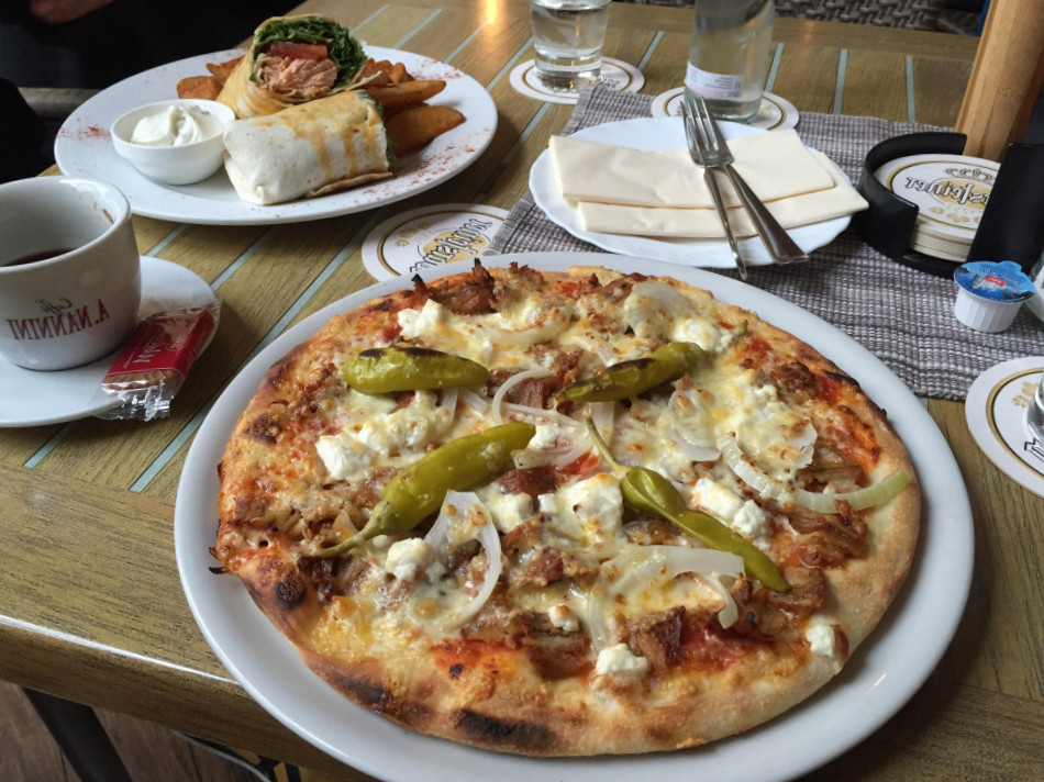 3eck CafÉ Bar Restaurant Inh L Korkmaz