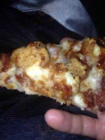 Hungry Howie's Pizza food