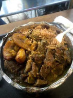 Taylormade Jamaican Eatery food