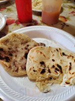 La Salvadorena food