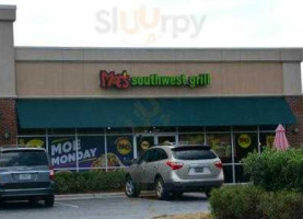 Moe's Southwest Grill outside