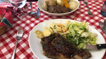 Le Roi du Pot au Feu food