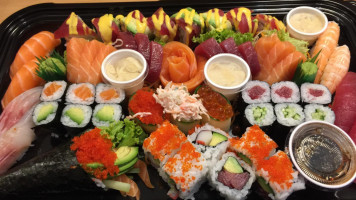 Ozean Sushi food