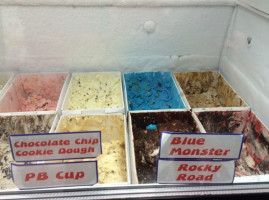 Gofer Ice Cream Greenwich inside