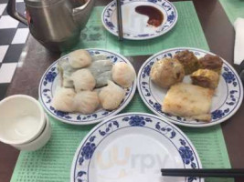 Ma's Dim Sum Cafe food