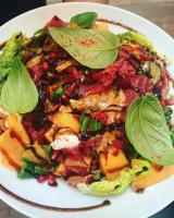 Le Carre V.I.P food