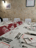 Le Petit Chinon food