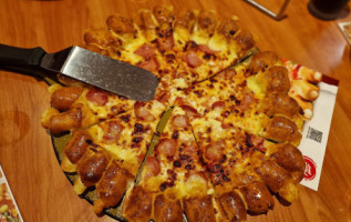 Pizza Hut Riosul Shopping food