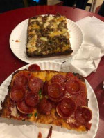 Lions Tigers Squares Detroit Pizza food