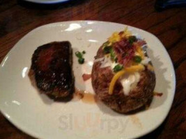 Outback Steakhouse inside