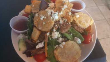 Backfins Grille food