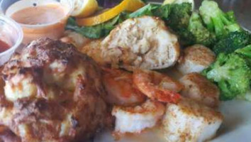 Backfins Grille food