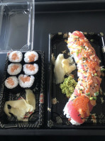 Mizu Sushi food