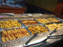 Au Royal food