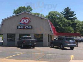 Dairy Queen outside