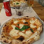 Pizzeria Basilico food