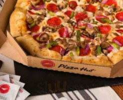 Pizza Hut food