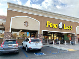 Food4less outside