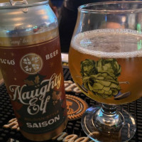 Muzaritaville Sports Grille food