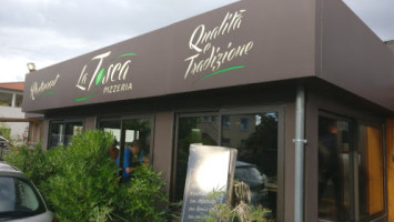 Pizzeria La Tosca food