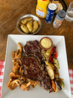 Le Quercy Chez Antoine food