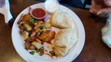 Snappers Grill Comedy Club food