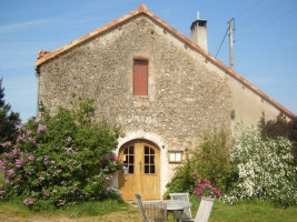 Ferme-auberge De Jassenove inside