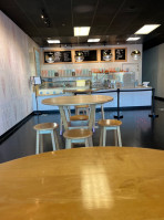 G's Creamery inside