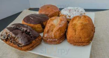 Royal Pin Donuts food