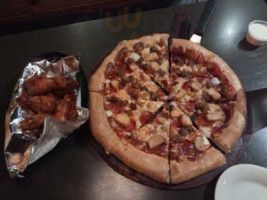 Pizza Hut food