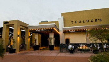 Truluck's Ocean's Finest Seafood And Crab outside