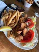 Skipper's Fish Camp food
