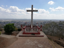 Loma De La Cruz outside