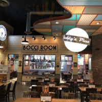 Buddy's Pizza inside