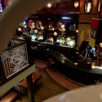 Nine Fine Irishmen New York New York inside
