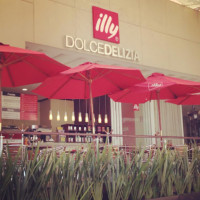 Illy Café Cuernavaca outside