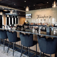 Frankie's Est. 1988 food