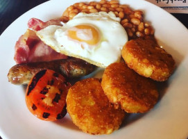 Caernarvon Castle food