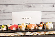 Sushicatessen food