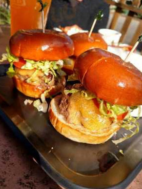 restaurant image