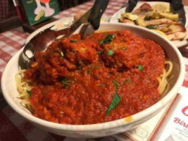 Buca di Beppo Broomfield food