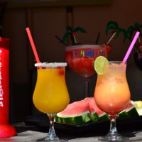 Pool & Cabanas Treasure Island food