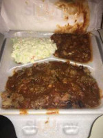 Old Plantation Barbecue food