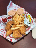 Raising Cane’s Chicken Fingers food